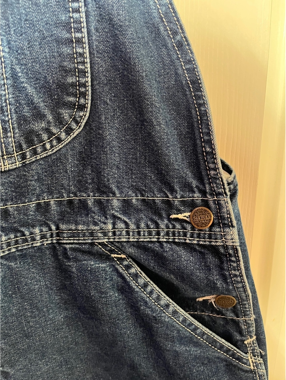 Vintage Blue Denim Overalls with Adjustable Straps and Multiple Pockets, Size M